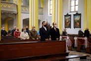 Uczestnicy uroczystej mszy świętej, na pierwszym planie prezydent Siemianowic Śląskich Rafał…