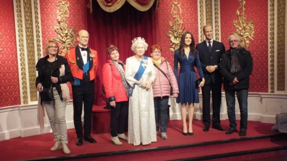 Członkowie Siemianowickiej Wspólnoty z brytyjską rodziną królewską