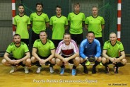 Drużyna Poczta Polska stojąca w bramce podczas XXIX barbórkowego Turnieju Piłki Nożnej