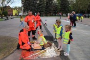 Ćwiczenie pierwszej pomocy przez przedszkolaków