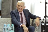 Premier Jerzy Buzek z wizytą w V LO ZSS.