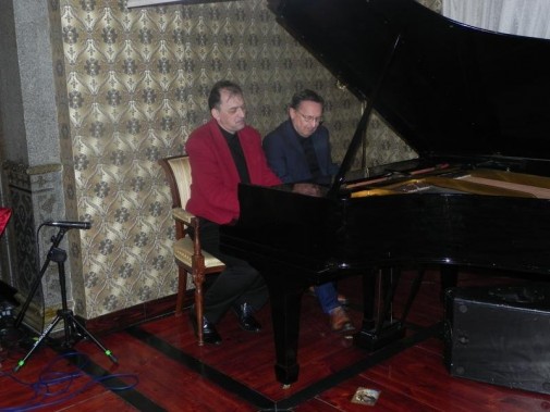 Kolędy zagrali J. Rzepczyk i B. Wantuła