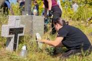 sprzątanie cmentarza cholerycznego
