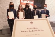 Stypendyści premiera - uczniowie IIILO i II Technikum ZSTiO Meritum