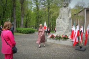 Mieszkańcy przy Pomniku Wojciecha Korfantego w Siemianowicach Śląskich.