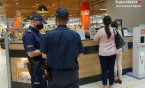 Policjanci wraz z Sanepidem kontrolowali sklepy