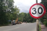 Przy nowo budowanym łączniku drogowym obowiązują ograniczenia prędkości.